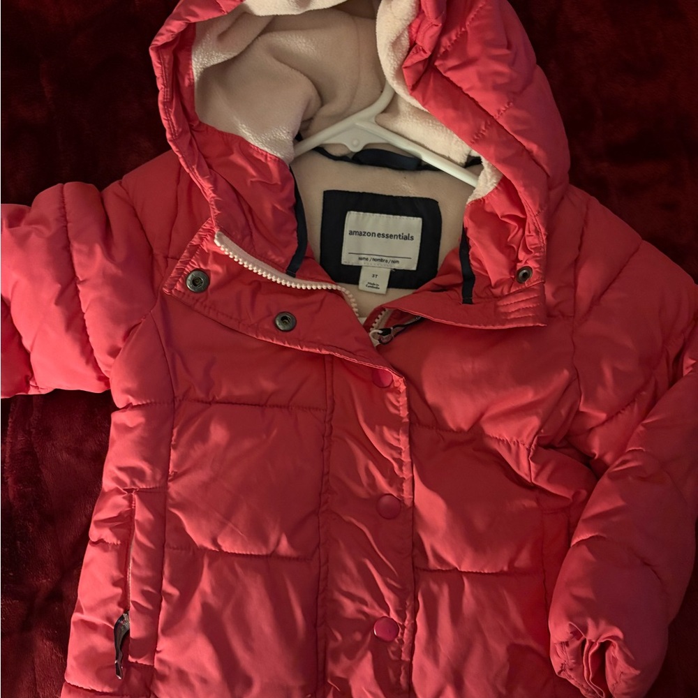 Amazon Essentials Pink Puffer Coat with Quilted Design